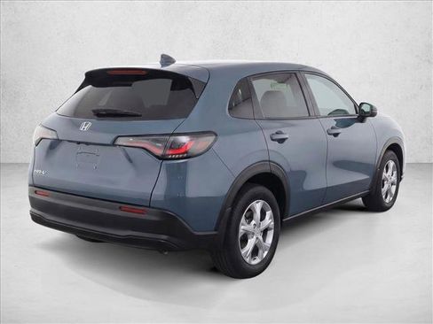 Used 2023 Honda HR-V LX image 7