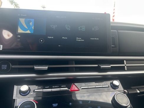 New 2026 Hyundai Santa Fe SE image 8