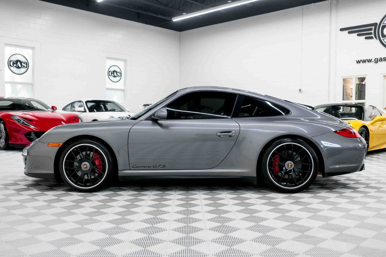 Used 2011 Porsche 911 Carrera GTS RWD image 11