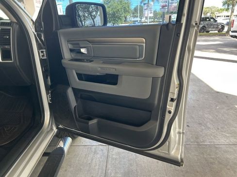 Used 2017 RAM 1500 Big Horn image 23