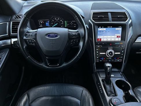 Used 2017 Ford Explorer Sport w/ Equipment Group 401A AWD/4WD image 13