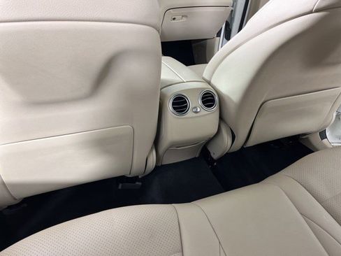 Used 2022 Mercedes-Benz GLC 300 GLC 300 image 41