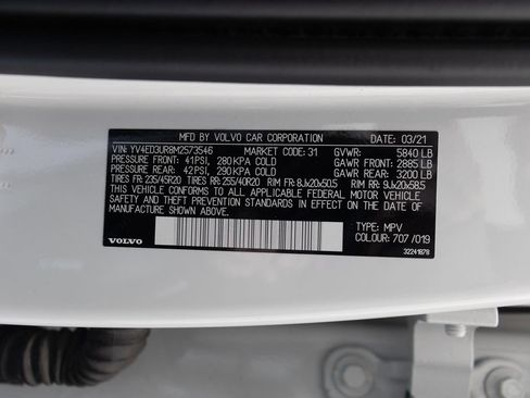 Used 2021 Volvo XC40 P8 Recharge w/ Advanced Package AWD/4WD image 42