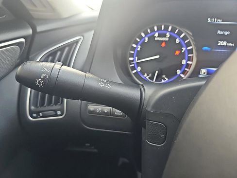 Used 2015 INFINITI Q50 Premium w/ Navigation Package image 19