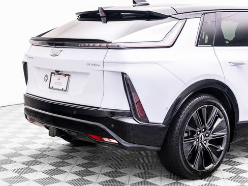 Certified 2026 Cadillac Lyriq Signature Sport w/ Nappa Leather Package AWD/4WD image 34