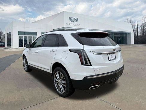 New 2026 Cadillac XT5 Sportv w/ LPO, Floor Liner Package image 5