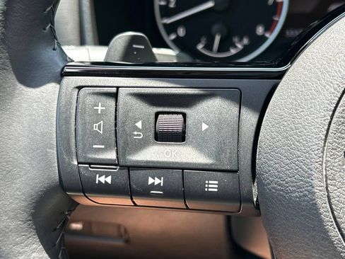 Certified 2023 Nissan Rogue SL FWD image 29