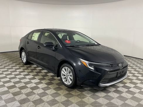 New 2026 Toyota Corolla XLE image 7