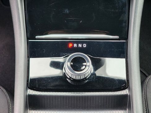 Certified 2025 Jeep Grand Cherokee Laredo X w/ Luxury Tech Group I image 15