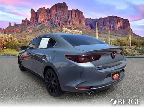 Used 2023 MAZDA MAZDA3 s FWD image 4