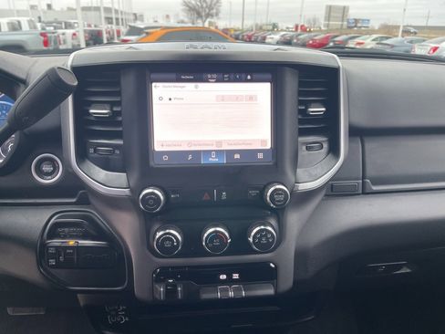 Used 2024 RAM 3500 Big Horn image 28