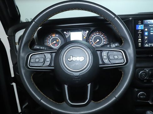 Used 2024 Jeep Wrangler Sport S image 18