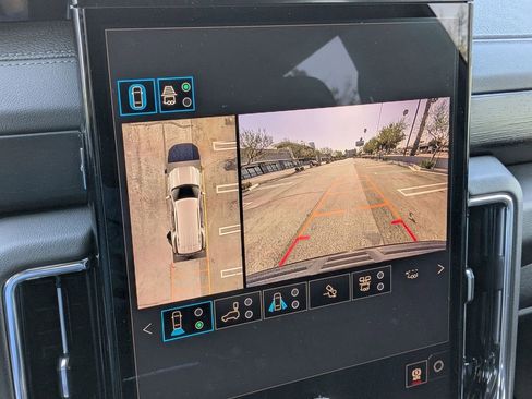 New 2026 GMC Yukon Denali w/ Denali Reserve Package AWD/4WD image 18