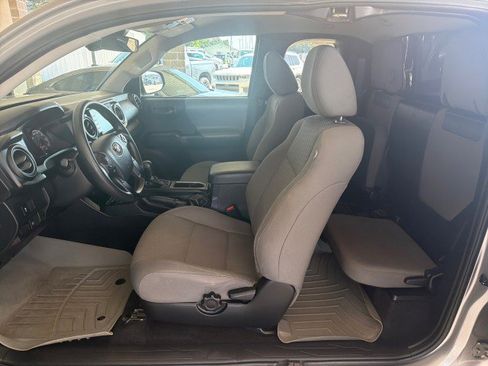Used 2020 Toyota Tacoma SR w/ SX Package RWD image 16