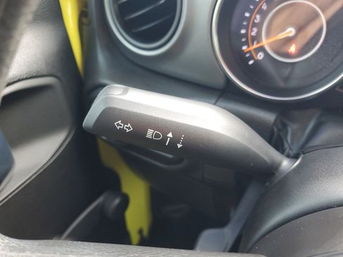 Used 2023 Jeep Wrangler Sport image 28