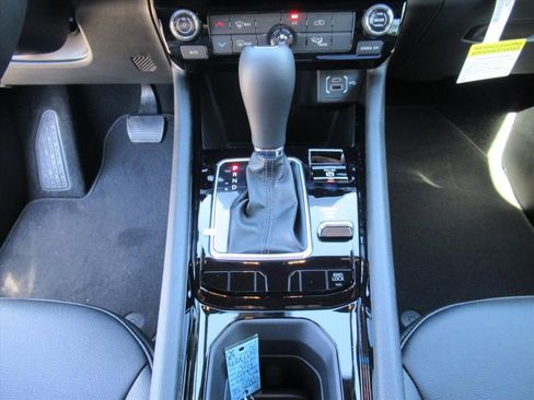 New 2026 Jeep Compass Latitude image 20