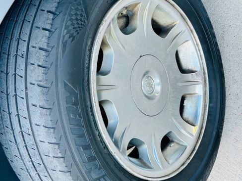 Used 2006 Chrysler 300 Touring RWD image 25