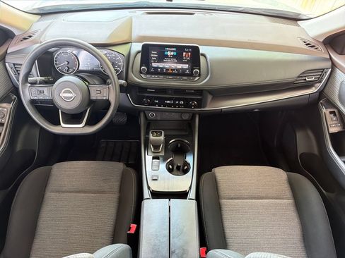 Used 2023 Nissan Rogue SV FWD image 21