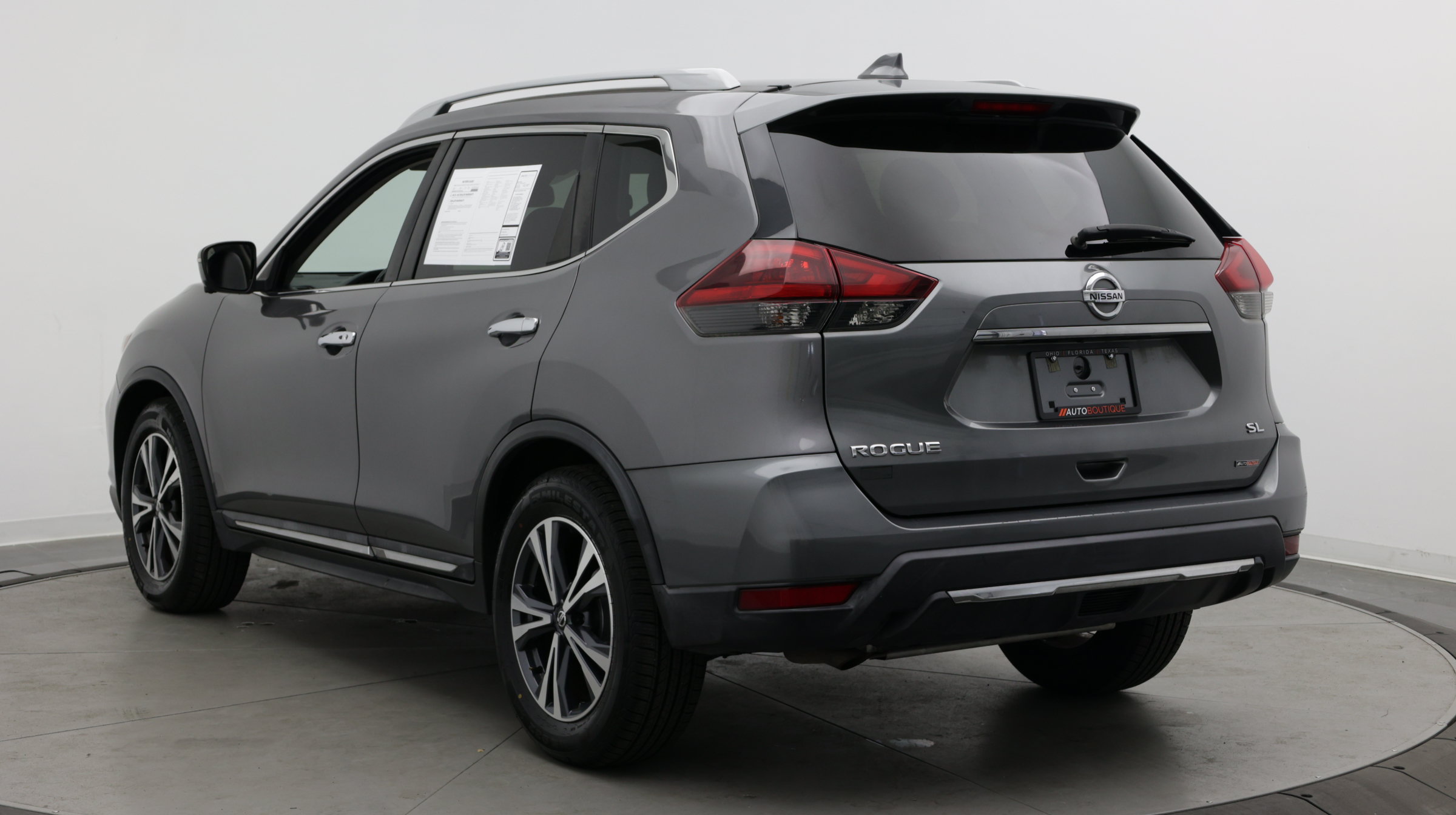 Used 2018 Nissan Rogue SL FWD image 5