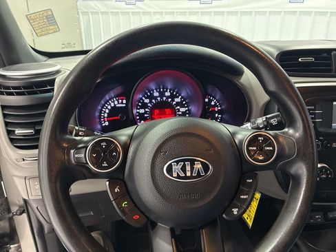 Used 2016 Kia Soul w/ Convenience Package image 21