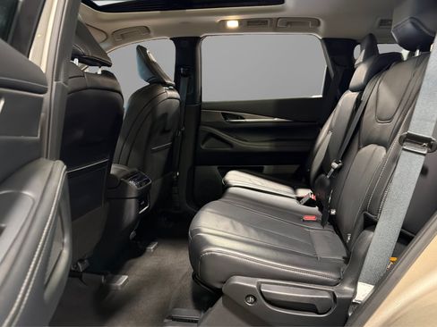 Used 2025 INFINITI QX60 Luxe AWD/4WD image 38