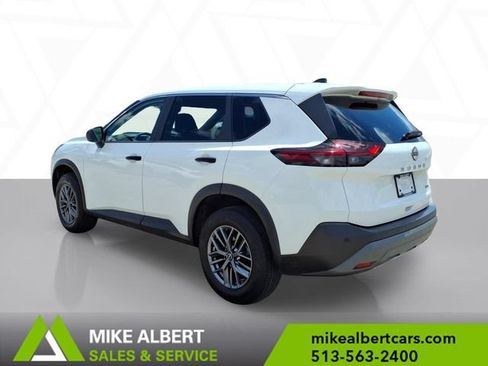 Used 2023 Nissan Rogue S AWD/4WD image 5