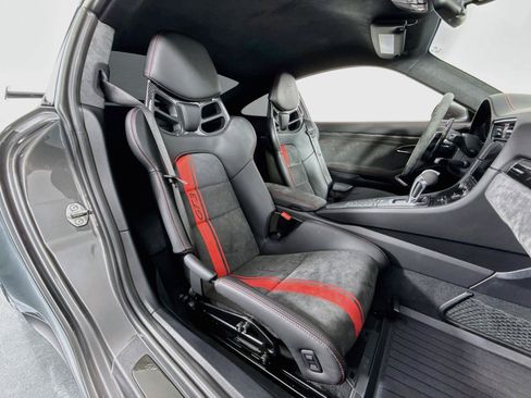 Used 2019 Porsche 911 GT3 RWD image 26
