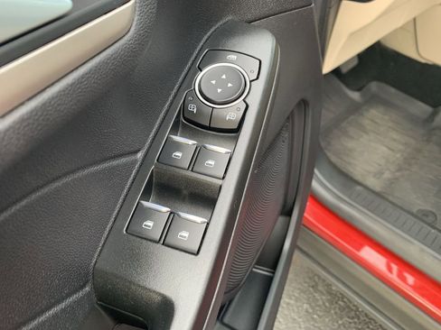 Used 2022 Ford Escape SEL w/ Class II Trailer Tow Package image 15