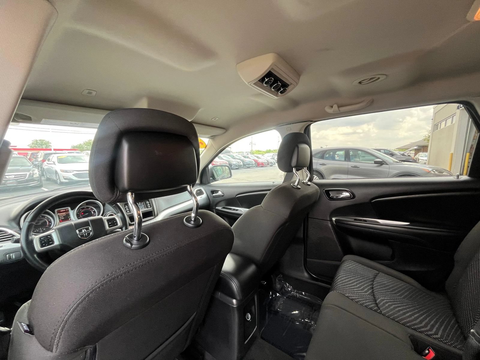 Used 2019 Dodge Journey SE w/ Connectivity Group FWD image 25