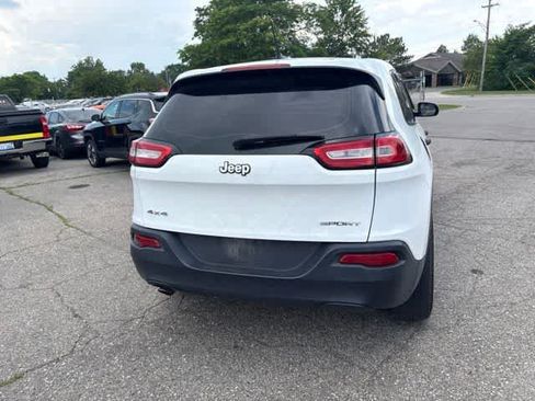 Used 2015 Jeep Cherokee Sport AWD/4WD image 12