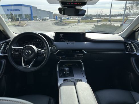 Certified 2025 MAZDA CX-90 3.3 Turbo w/ Preferred Package image 9