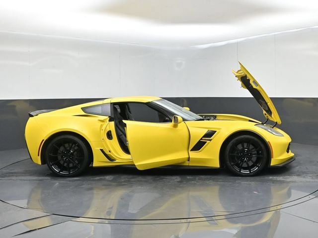 Used 2017 Chevrolet Corvette Grand Sport RWD image 64