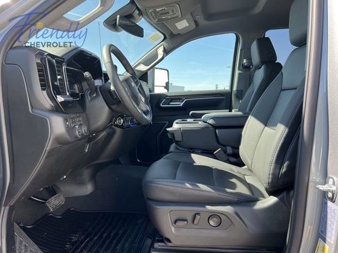 New 2026 Chevrolet Silverado 3500 LT w/ All Star Edition AWD/4WD image 4