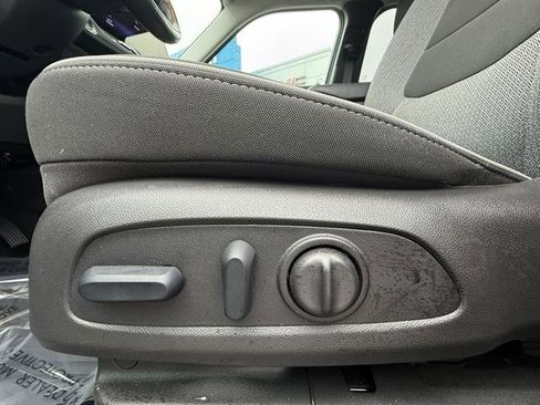 Certified 2025 Chevrolet TrailBlazer LT w/ Convenience Package image 15