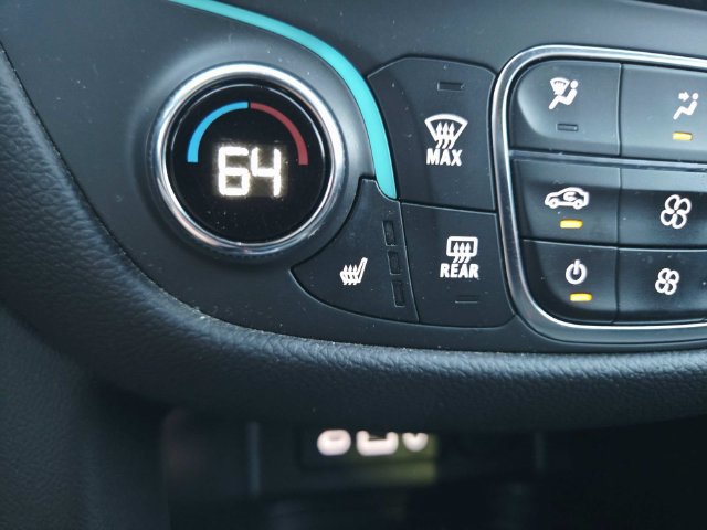 Used 2024 Chevrolet Equinox LT FWD image 25