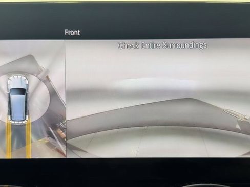 Certified 2023 Mercedes-Benz EQB 300 4MATIC w/ Pinnacle Package image 18