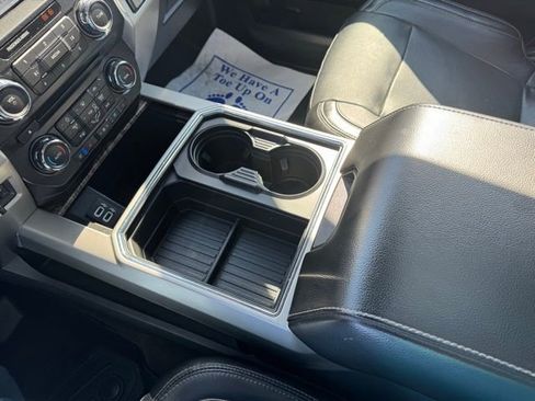 Used 2018 Ford F250 Lariat w/ Lariat Value Package image 21