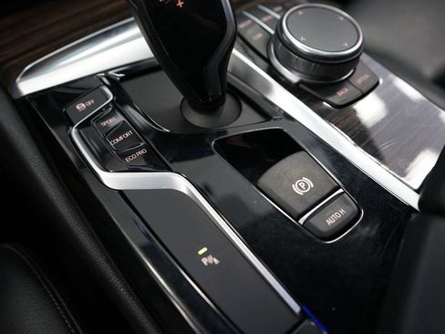 Used 2018 BMW 540i xDrive AWD/4WD image 42