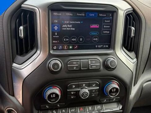 Used 2020 Chevrolet Silverado 1500 LT Trail Boss AWD/4WD image 23