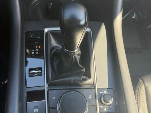 Used 2021 MAZDA MAZDA3 s FWD image 11