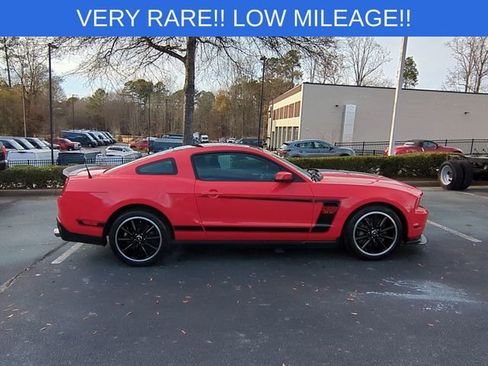 Used 2012 Ford Mustang Boss 302 w/ Boss 302 Accessory Pkg image 6