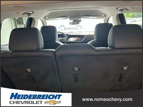 Used 2023 Buick Envision Essence AWD/4WD image 32