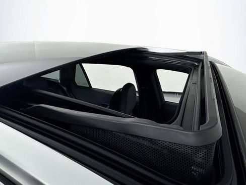 New 2026 Mercedes-Benz GLC 300 image 21