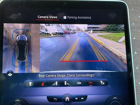 Used 2023 Mercedes-Benz EQS 450+ SUV image 26