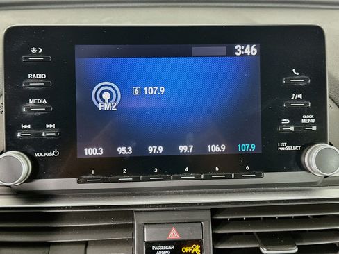 Used 2018 Honda Accord LX image 19