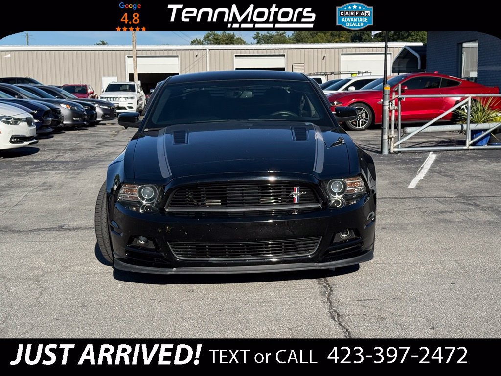 Used 2013 Ford Mustang GT Premium RWD image 2
