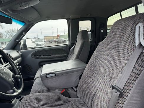 Used 2001 Dodge Ram 3500 Truck 2WD Quad Cab image 10