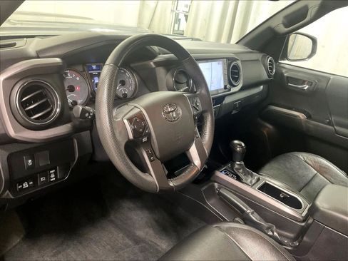 Certified 2023 Toyota Tacoma TRD Sport image 8