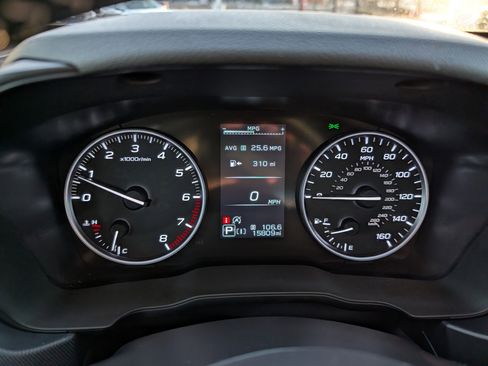 Certified 2025 Subaru Forester Limited image 29