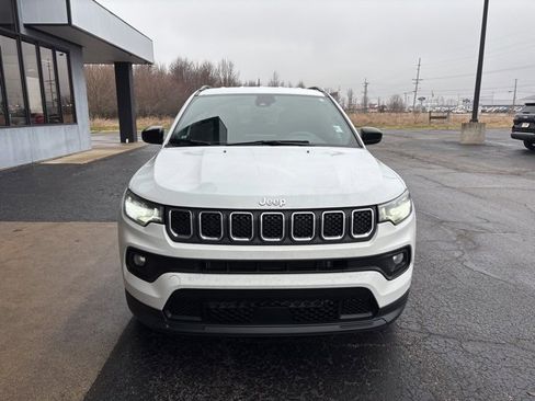 Used 2023 Jeep Compass Latitude w/ Convenience Group image 8